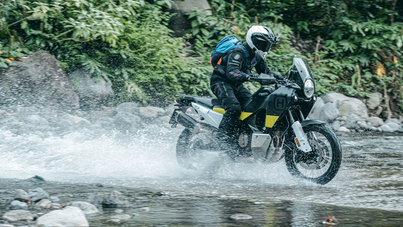 Husky-Norden-901-Visordown-Review